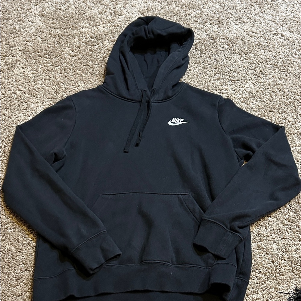 Nike Men's Black Pullover Hoodie
